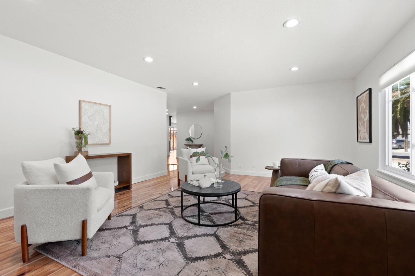 827 Feller AVE