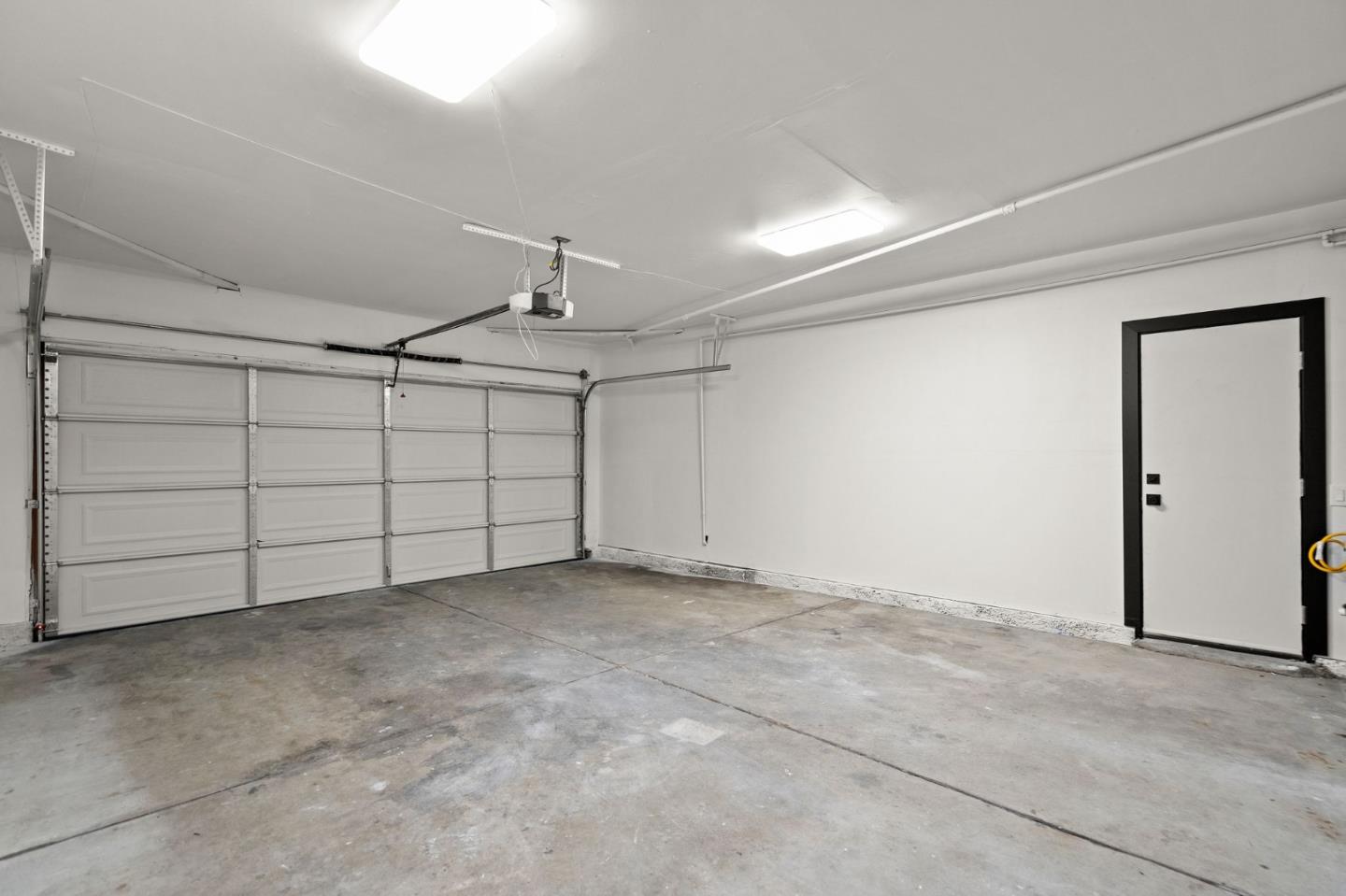 354 Allegan CIR