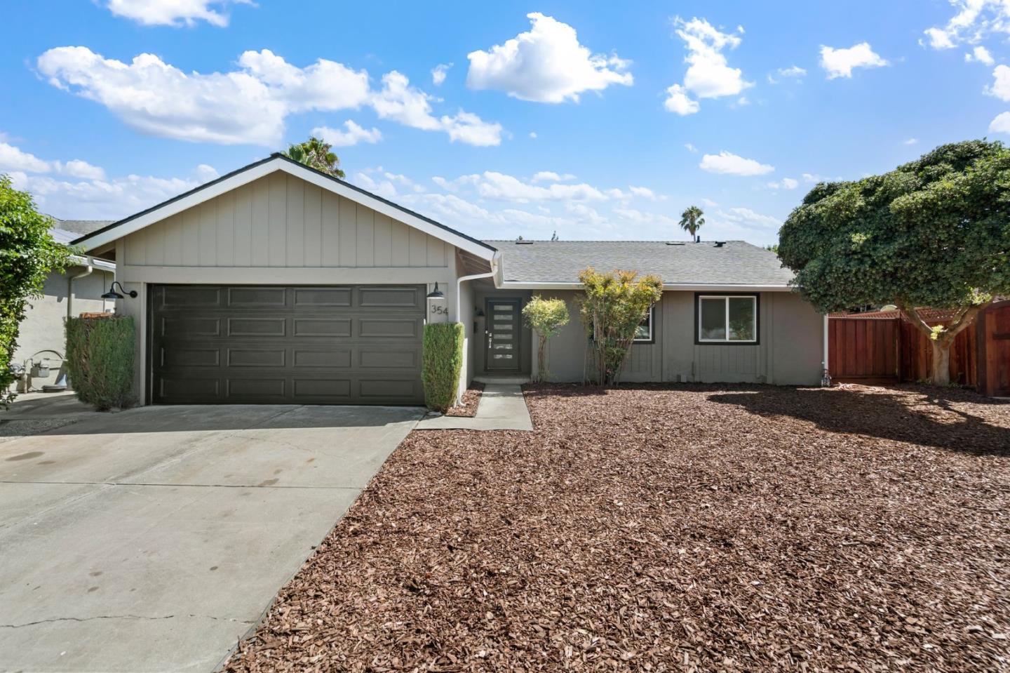 354 Allegan CIR