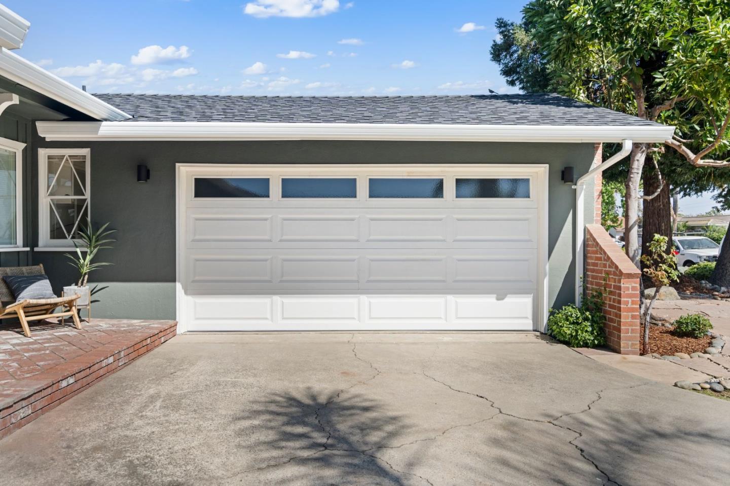 3543 Irlanda WAY
