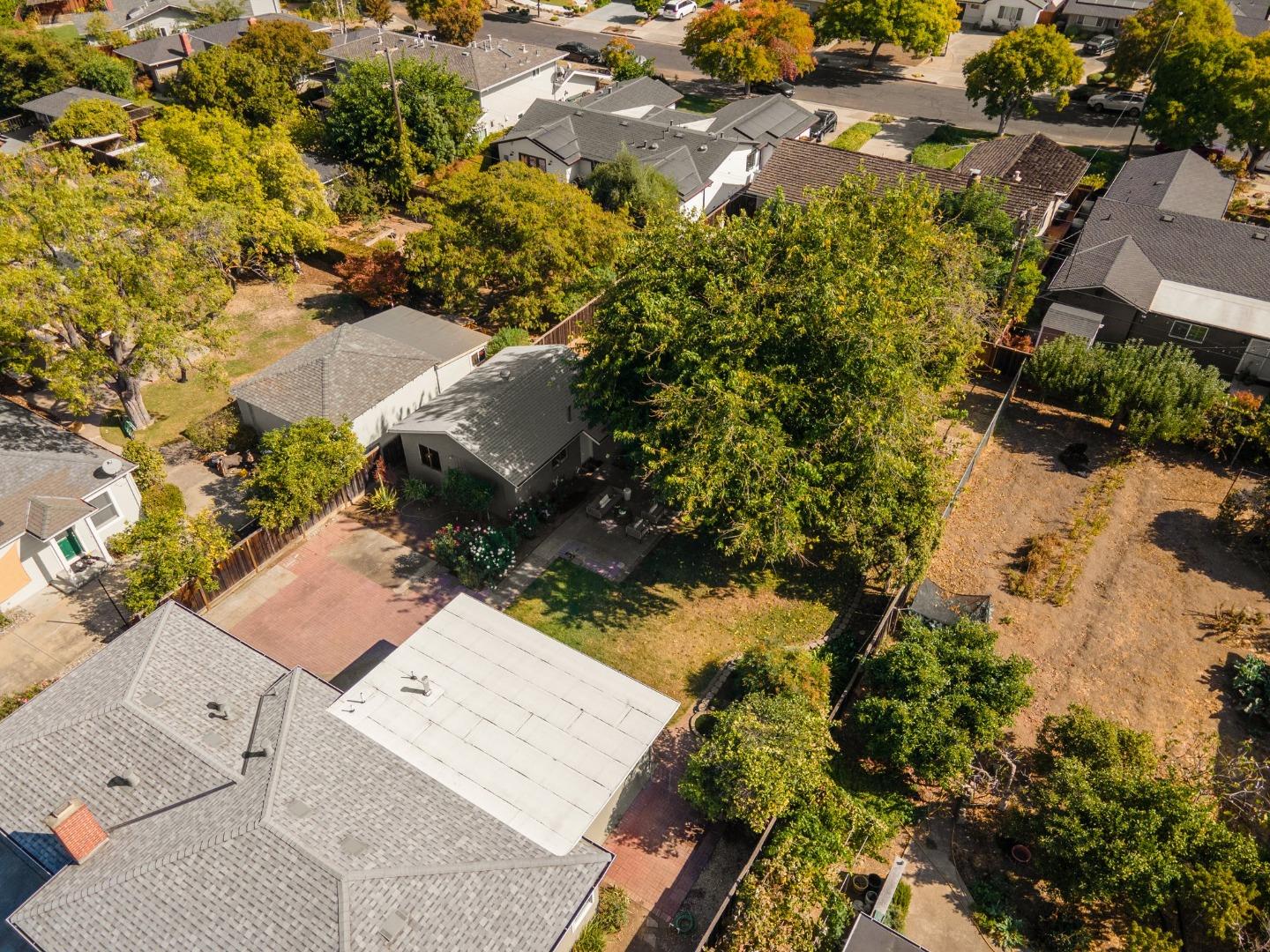 2888 Lantz AVE