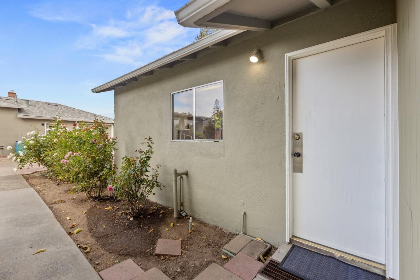 2888 Lantz AVE