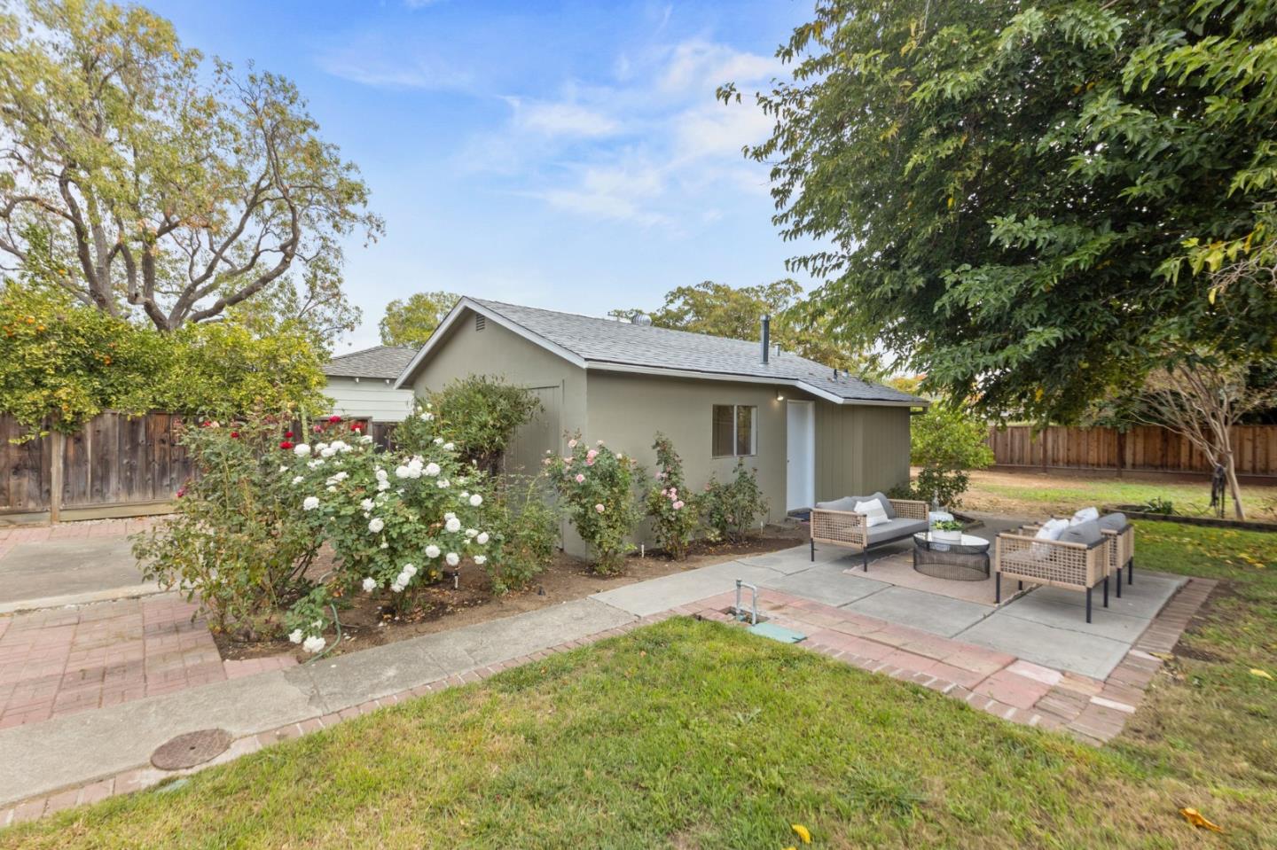 2888 Lantz AVE
