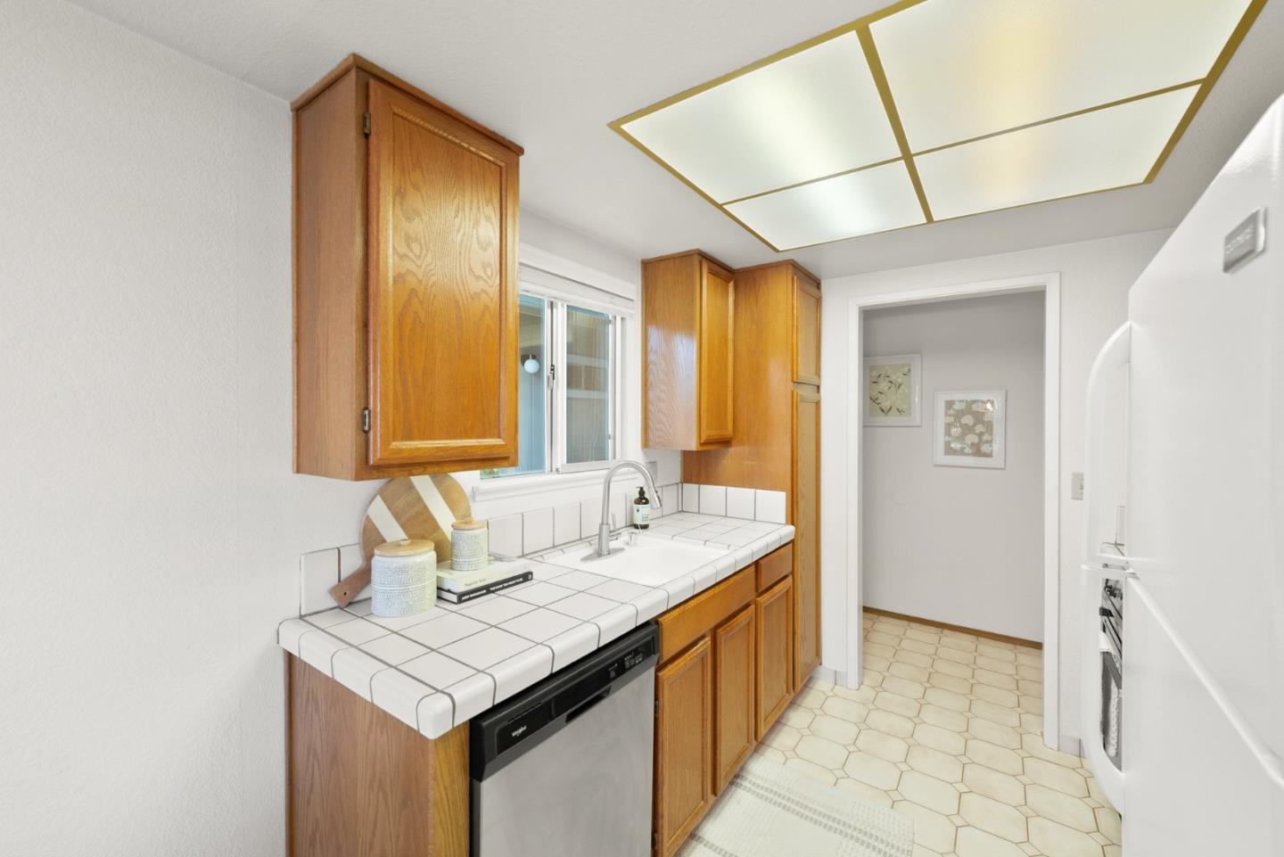 3442 Wine Cork WAY
