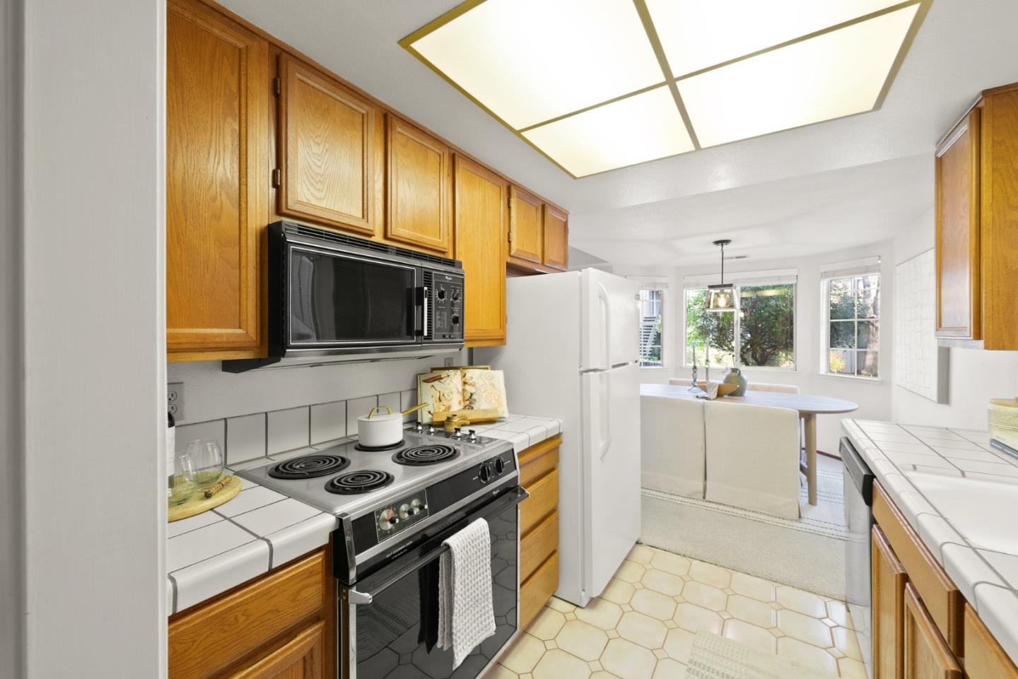 3442 Wine Cork WAY