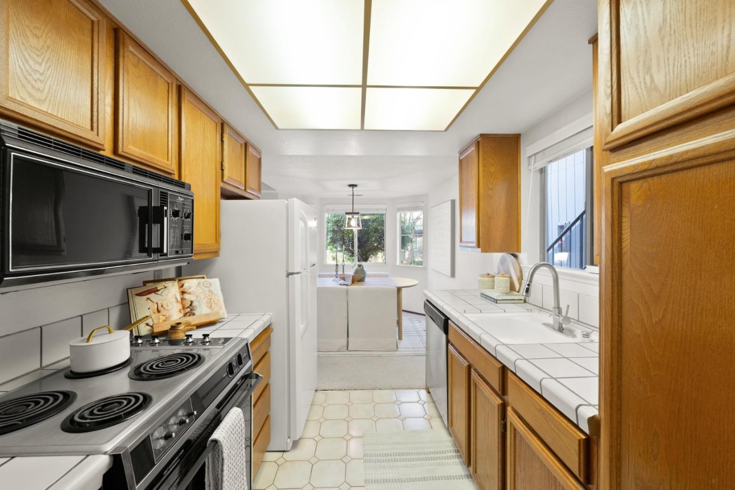 3442 Wine Cork WAY