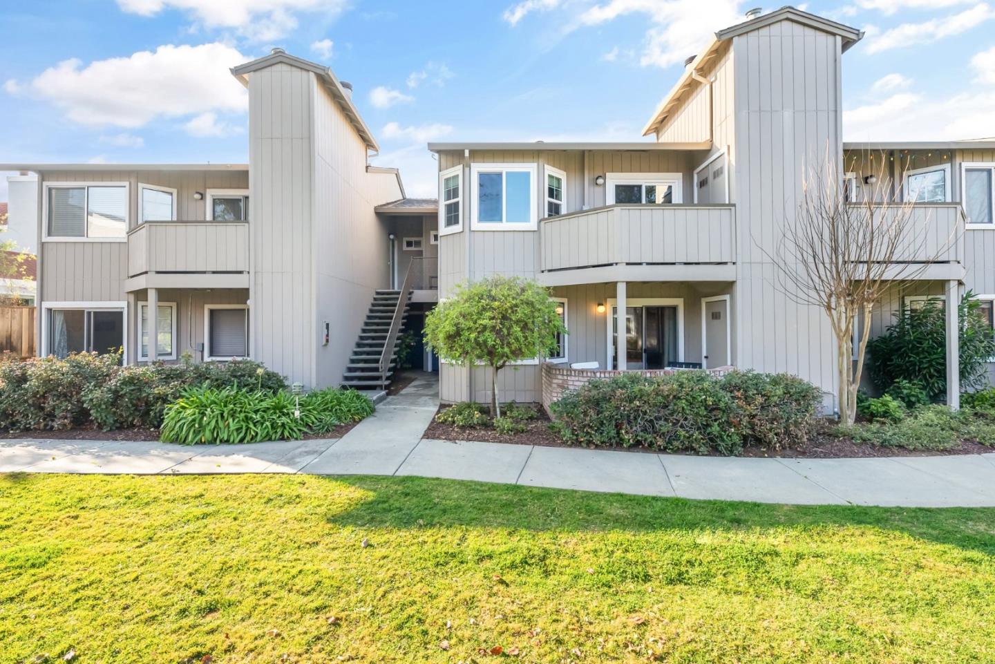 3442 Wine Cork WAY