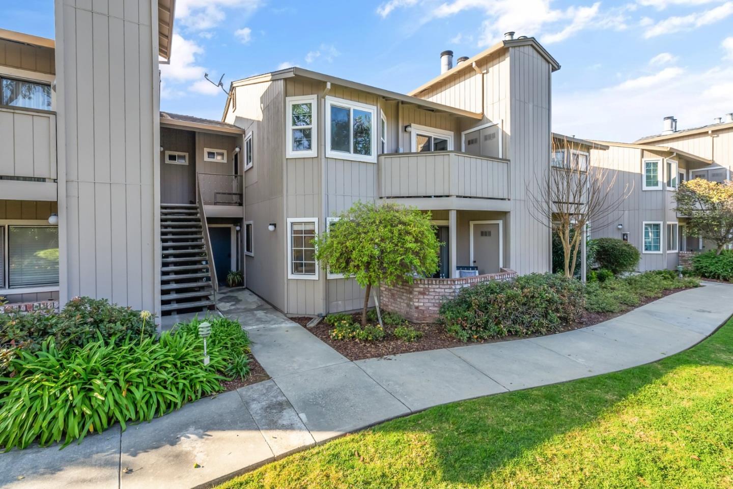3442 Wine Cork WAY