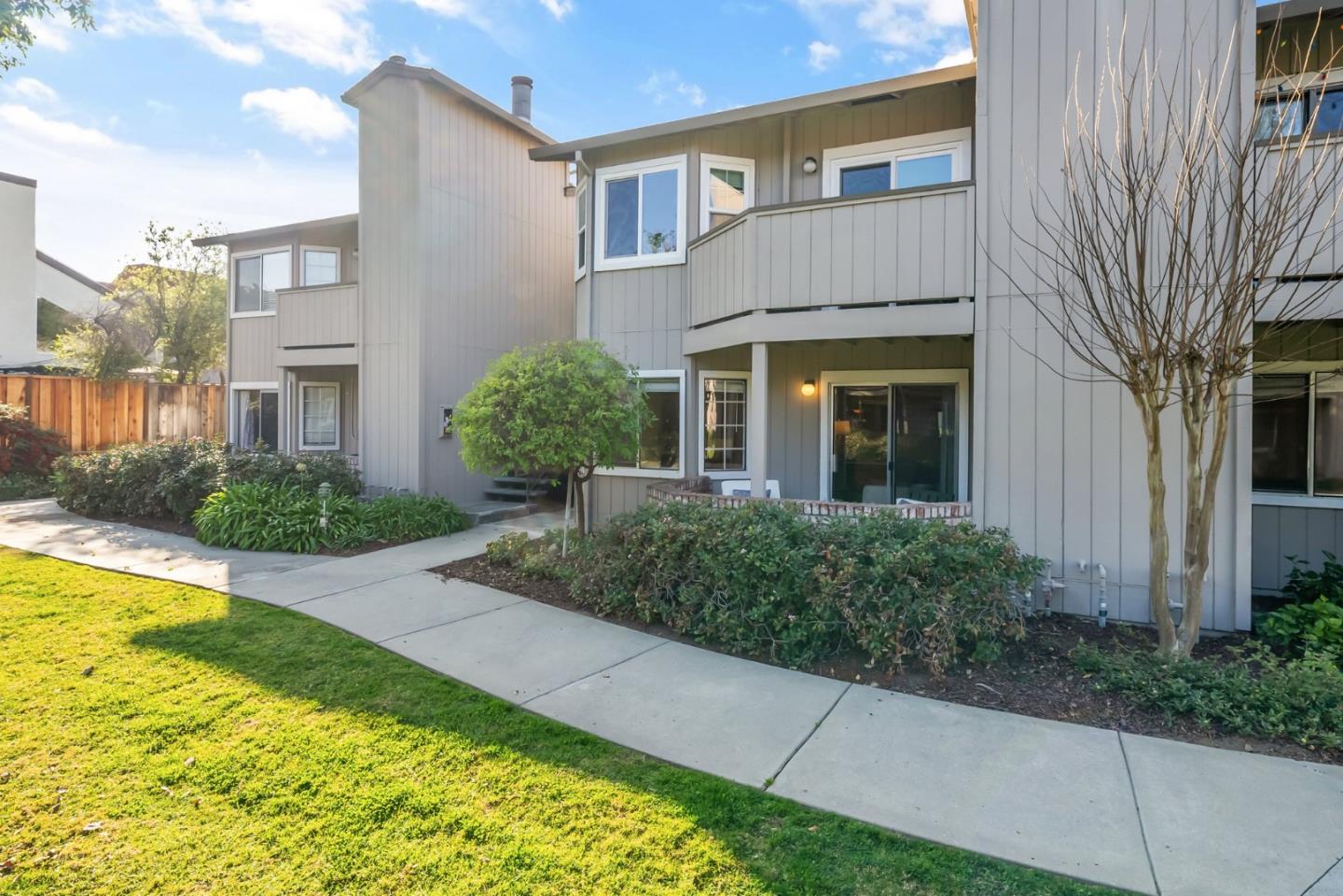 3442 Wine Cork WAY