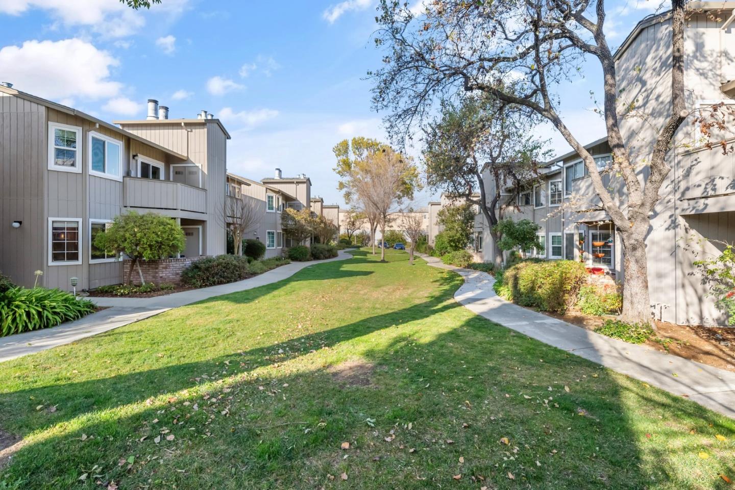 3442 Wine Cork WAY