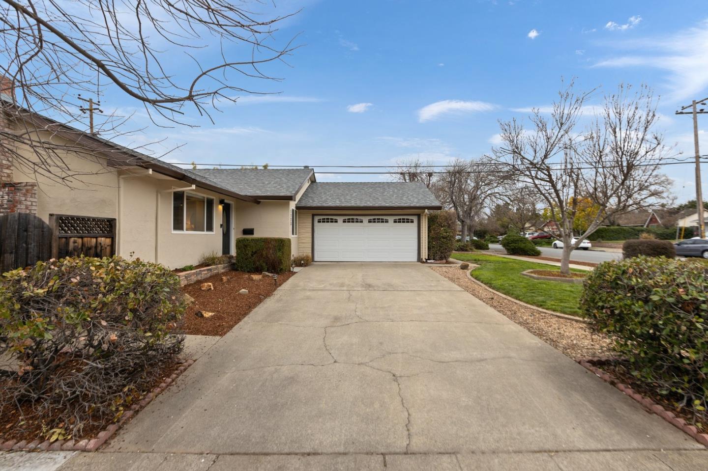 1723 Almond Blossom LN