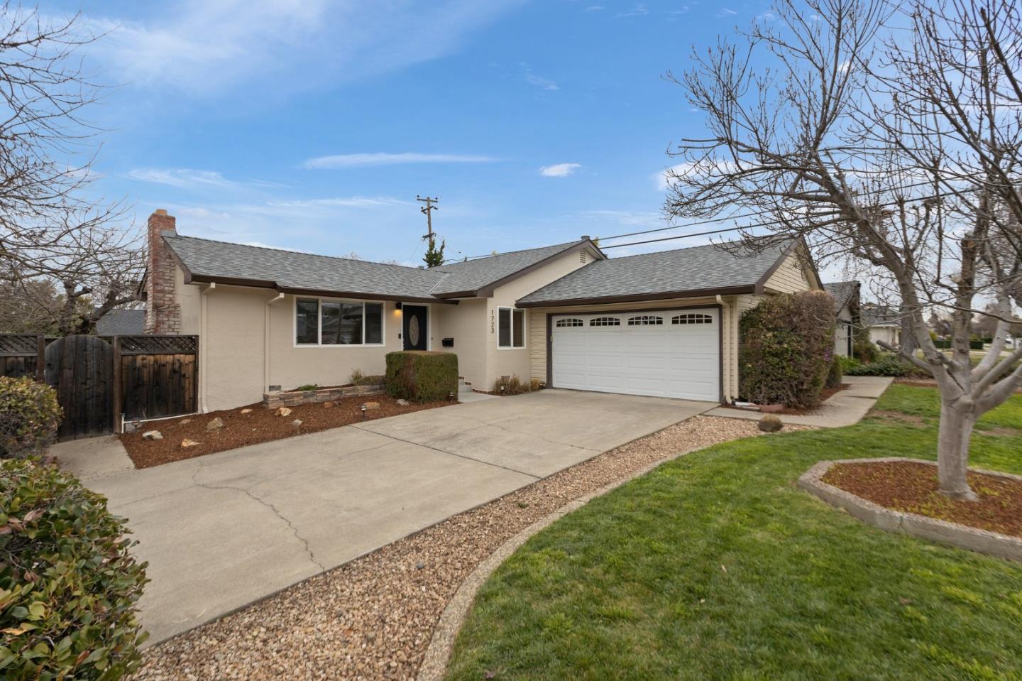 1723 Almond Blossom LN