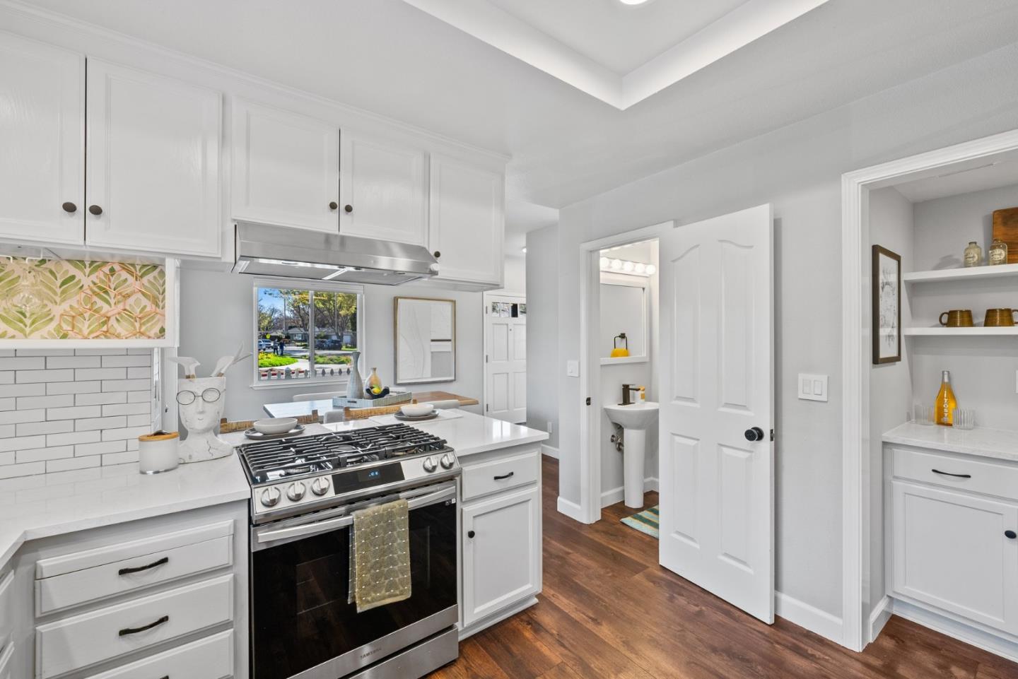 132 Della CT