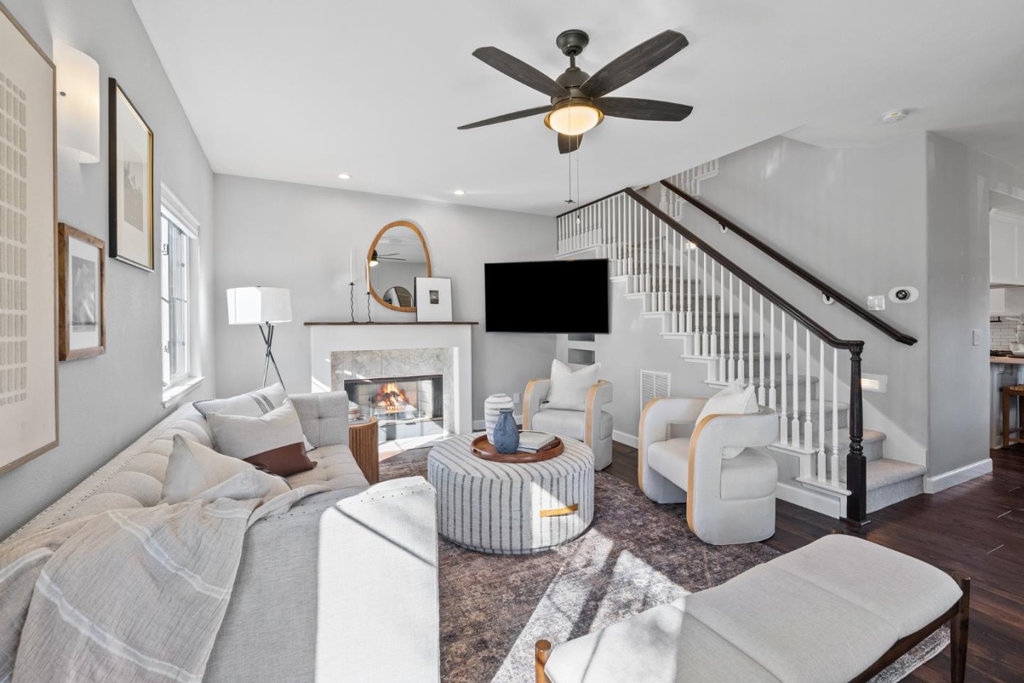 132 Della CT