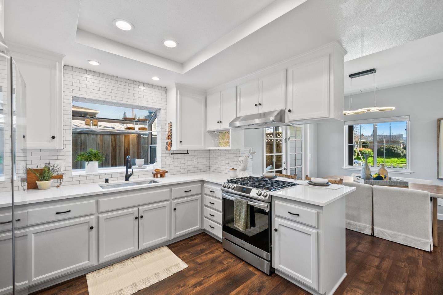 132 Della CT
