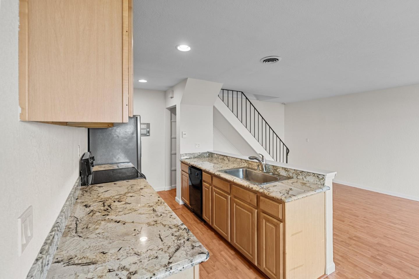 5492 Tradewinds Walkway 3