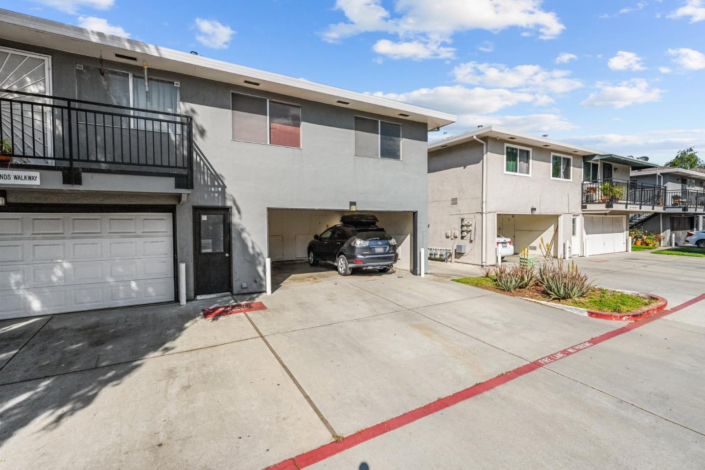 5492 Tradewinds Walkway 3