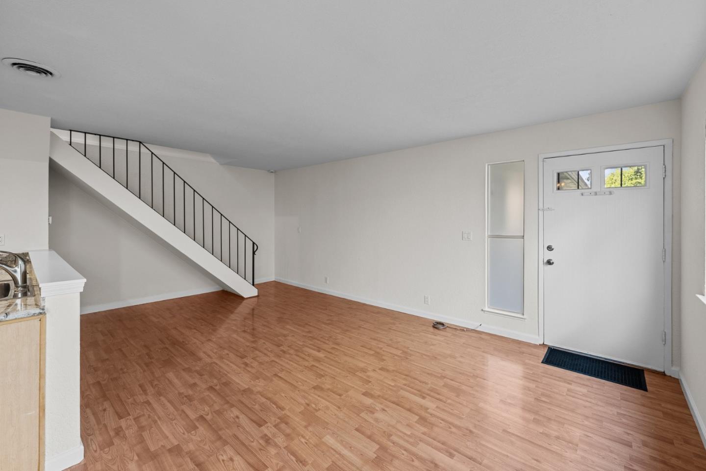 5492 Tradewinds Walkway 3