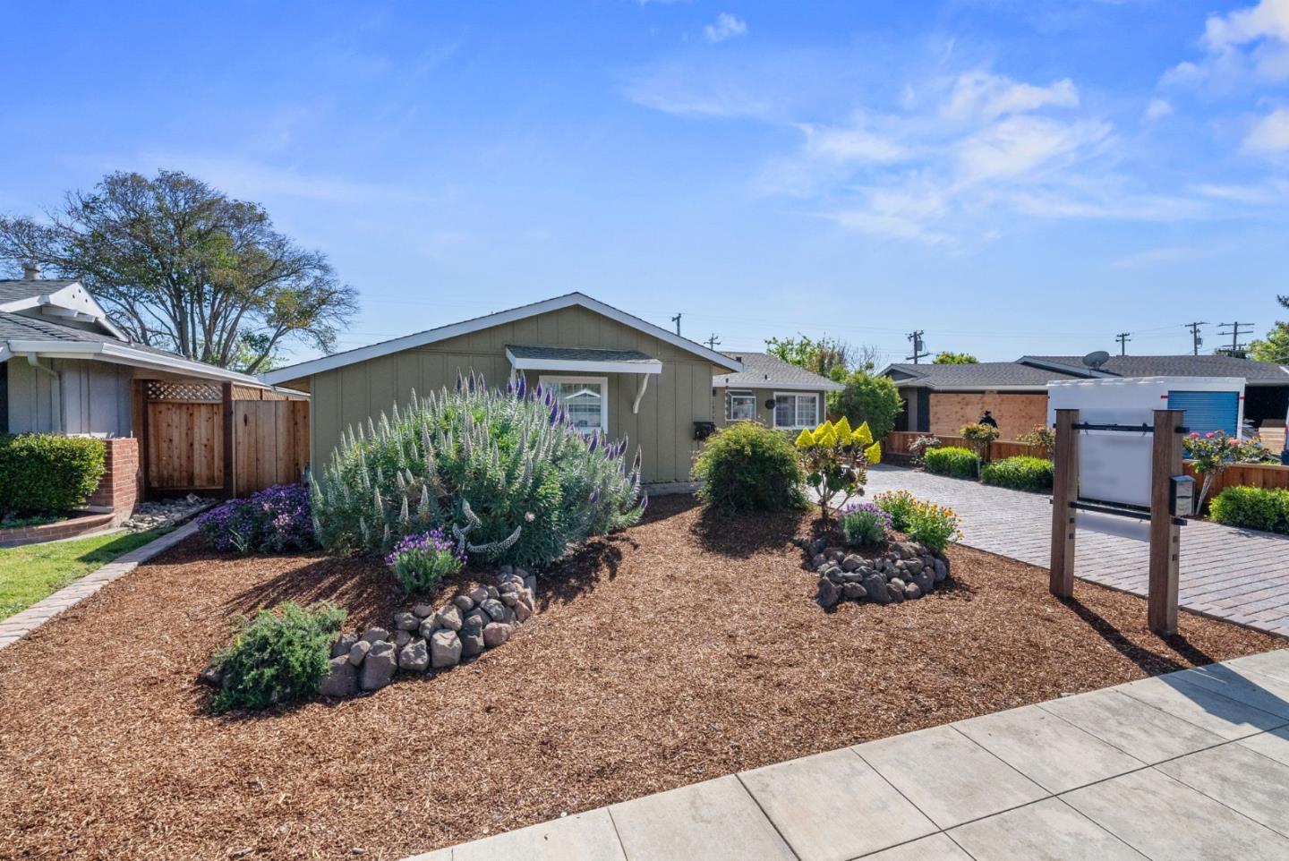 1478 Lamore DR