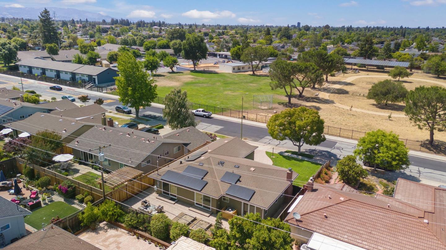 1682 Noreen Drive