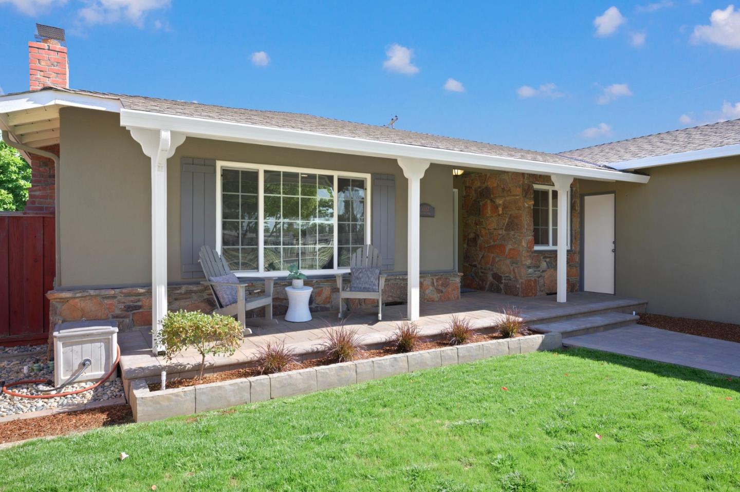 1682 Noreen Drive