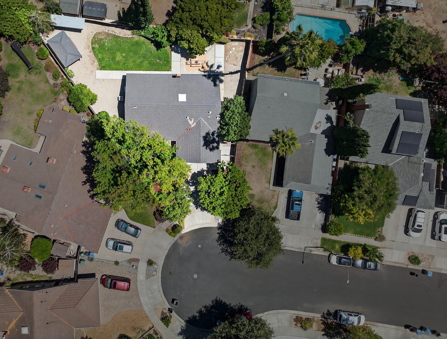 6340 Sponson Court