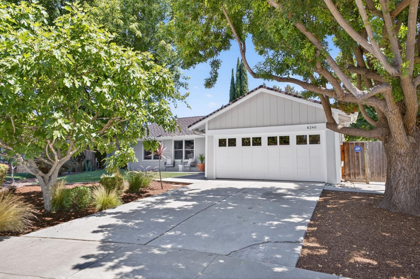 6340 Sponson Court