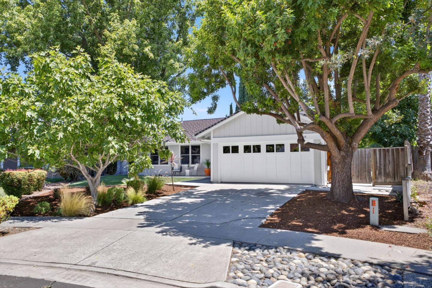 6340 Sponson Court