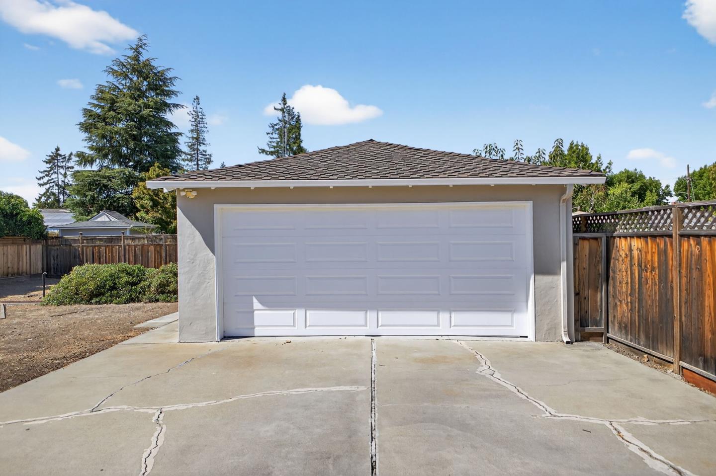 1737 Blackford Lane