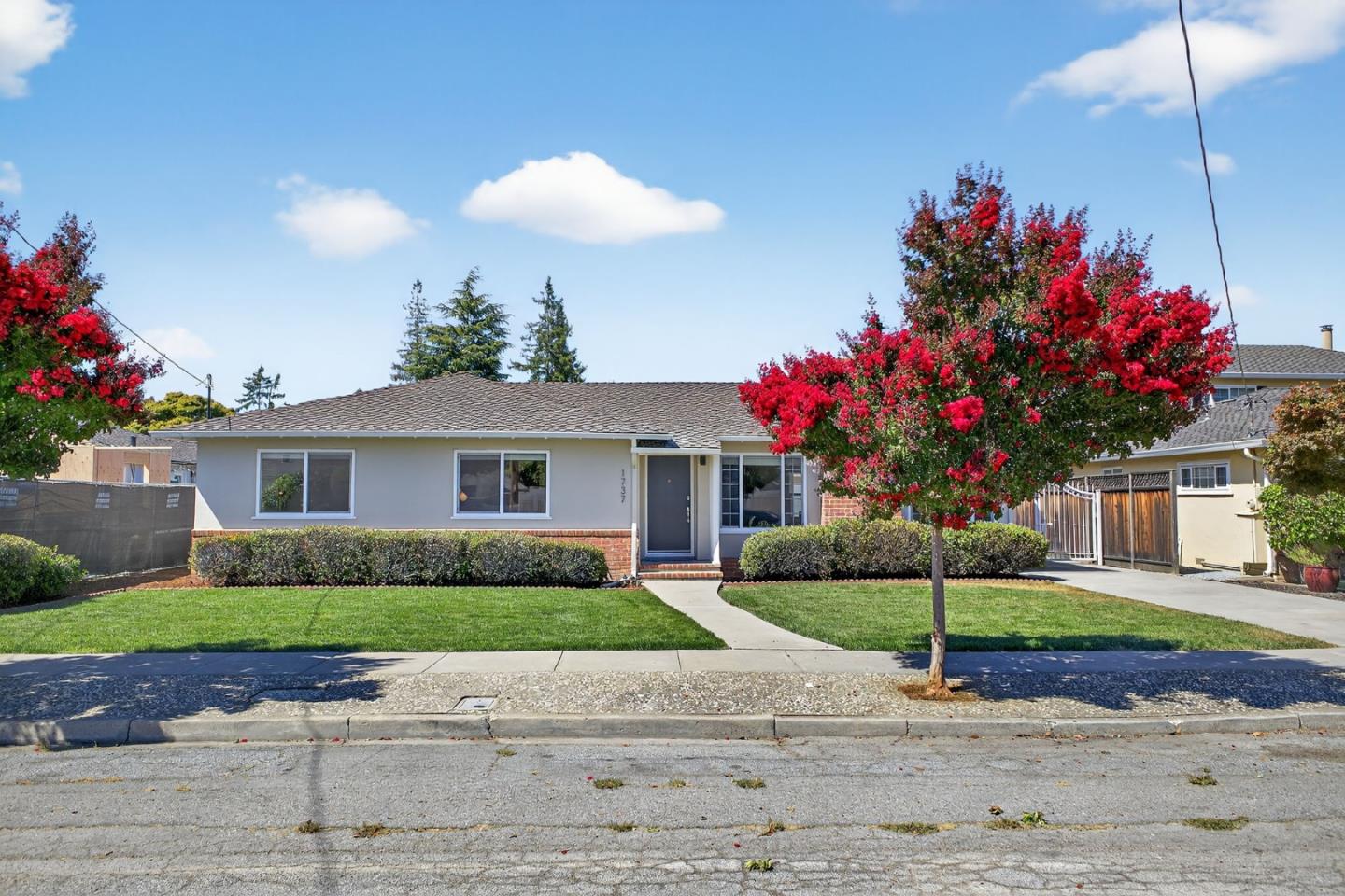 1737 Blackford Lane