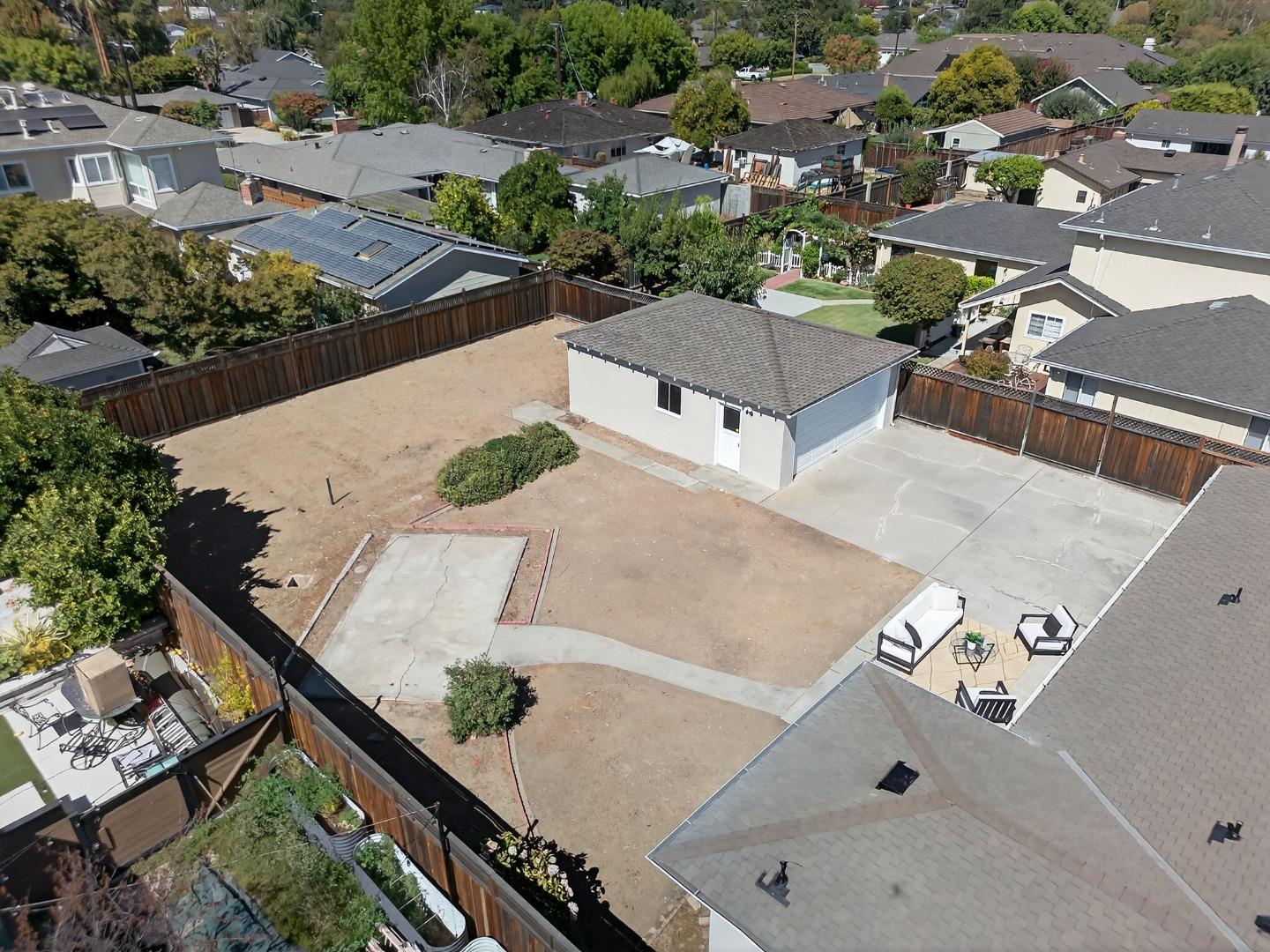 1737 Blackford Lane