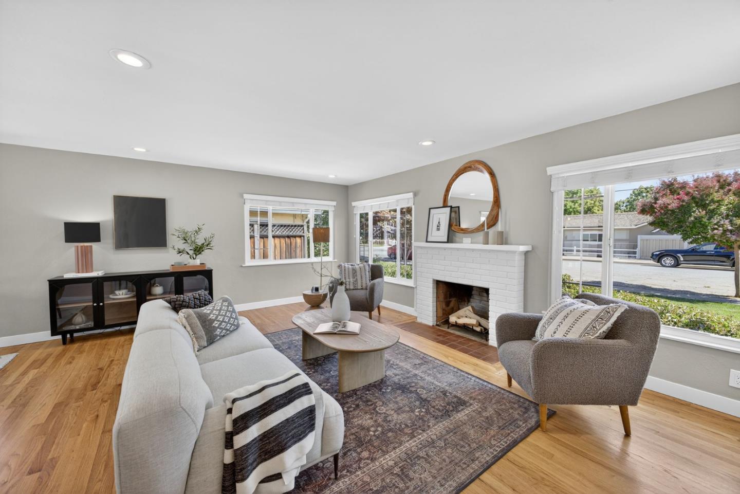 1737 Blackford Lane