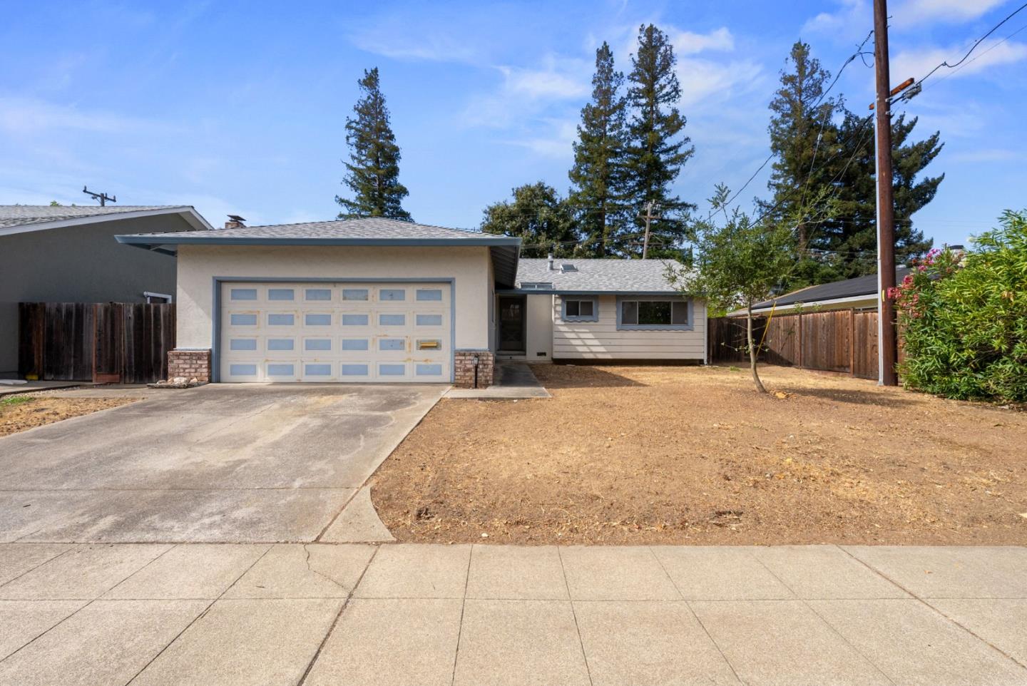 1579 Heron Avenue