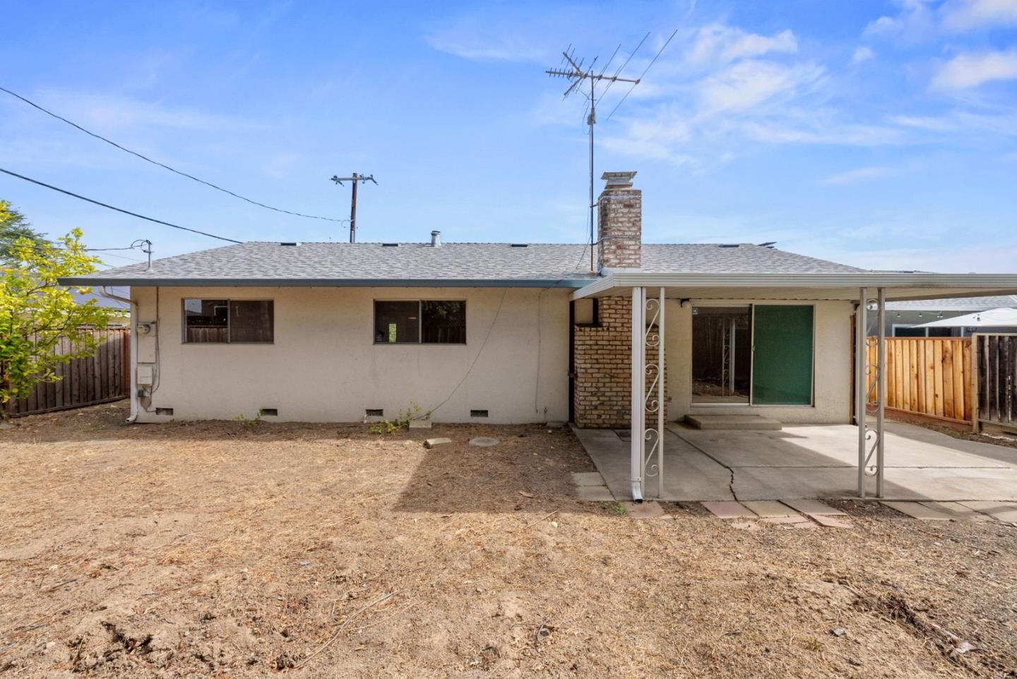 1579 Heron Avenue