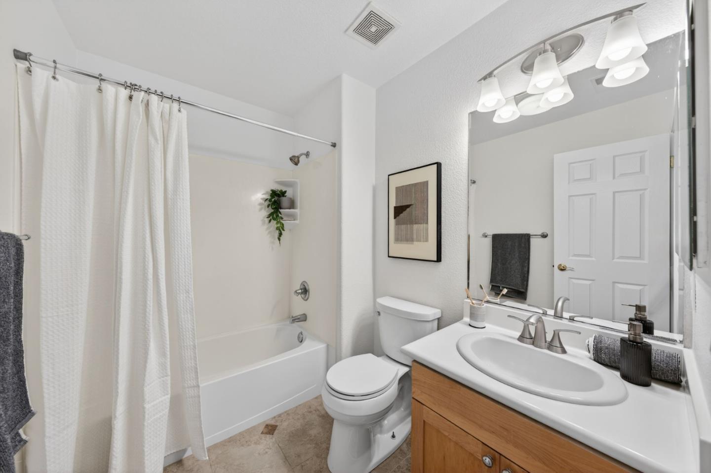 416 Tower Hill Avenue