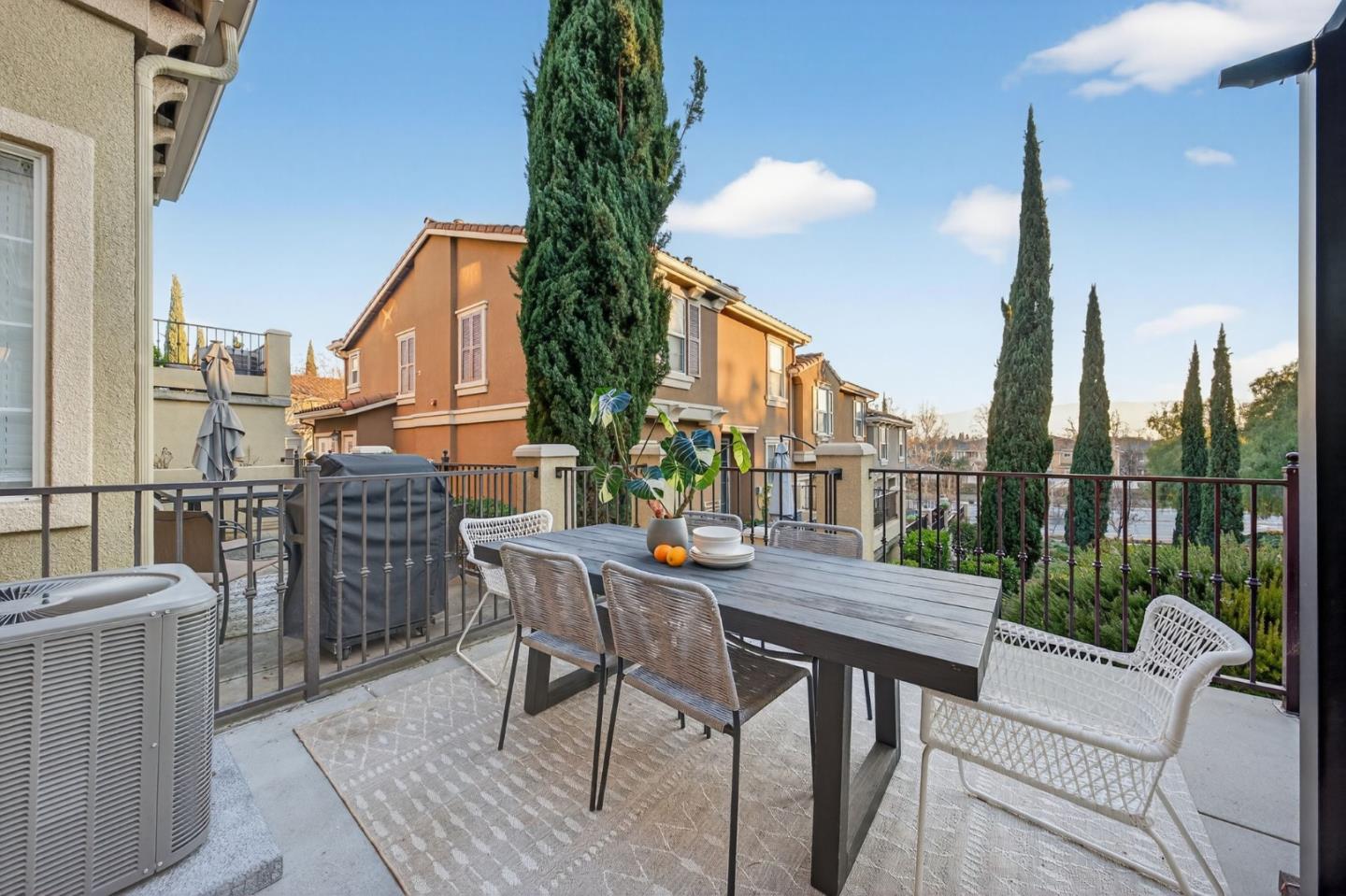 416 Tower Hill Avenue