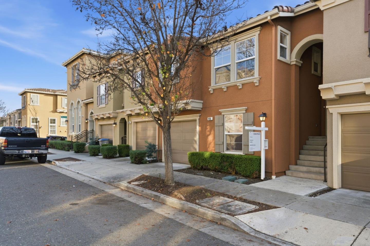 416 Tower Hill Avenue