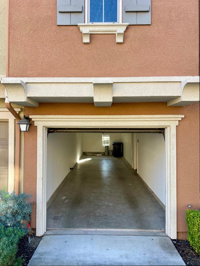 416 Tower Hill Avenue