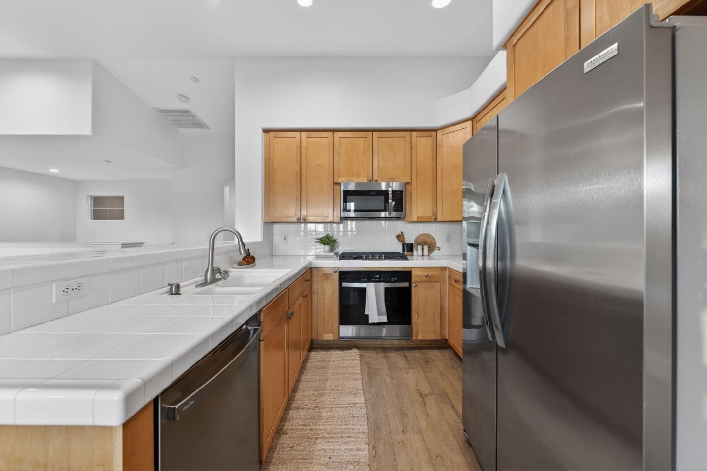 416 Tower Hill Avenue