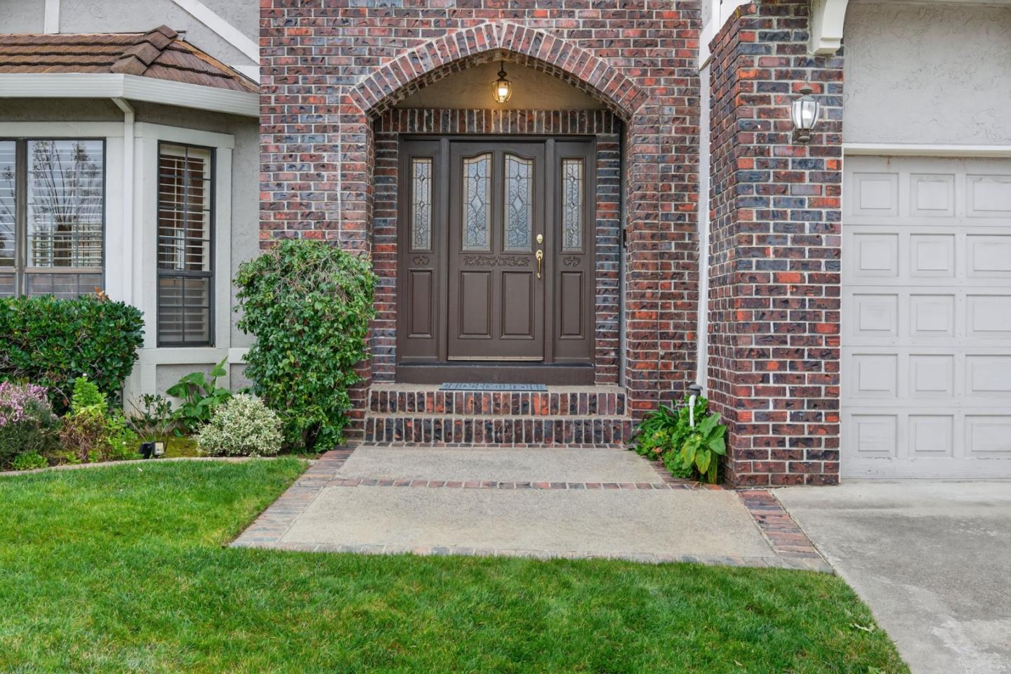 1168 Spring Hill Way