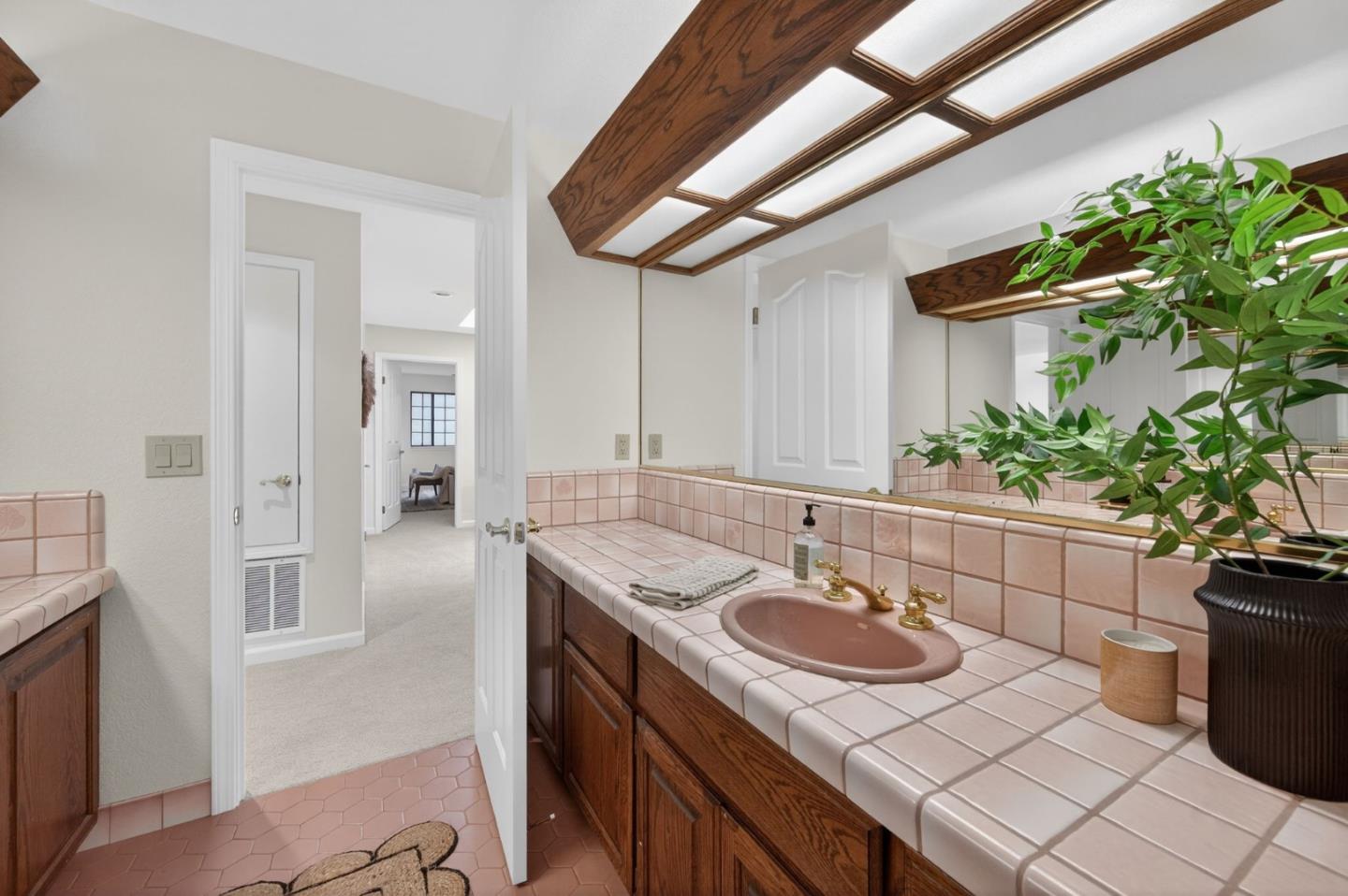 1168 Spring Hill Way