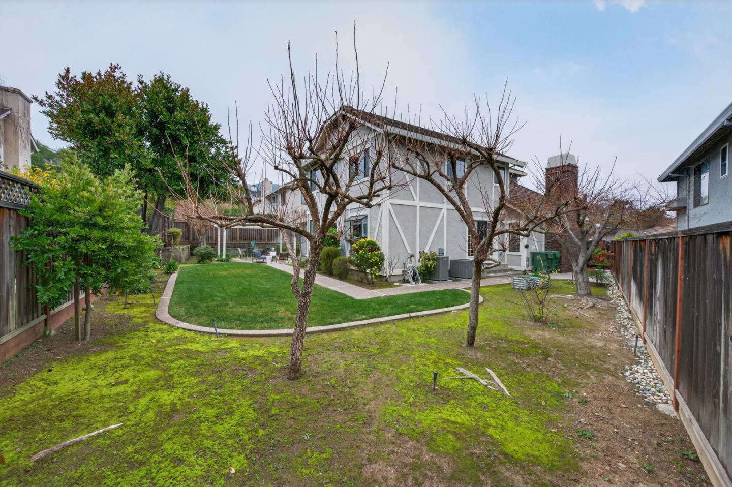 1168 Spring Hill Way