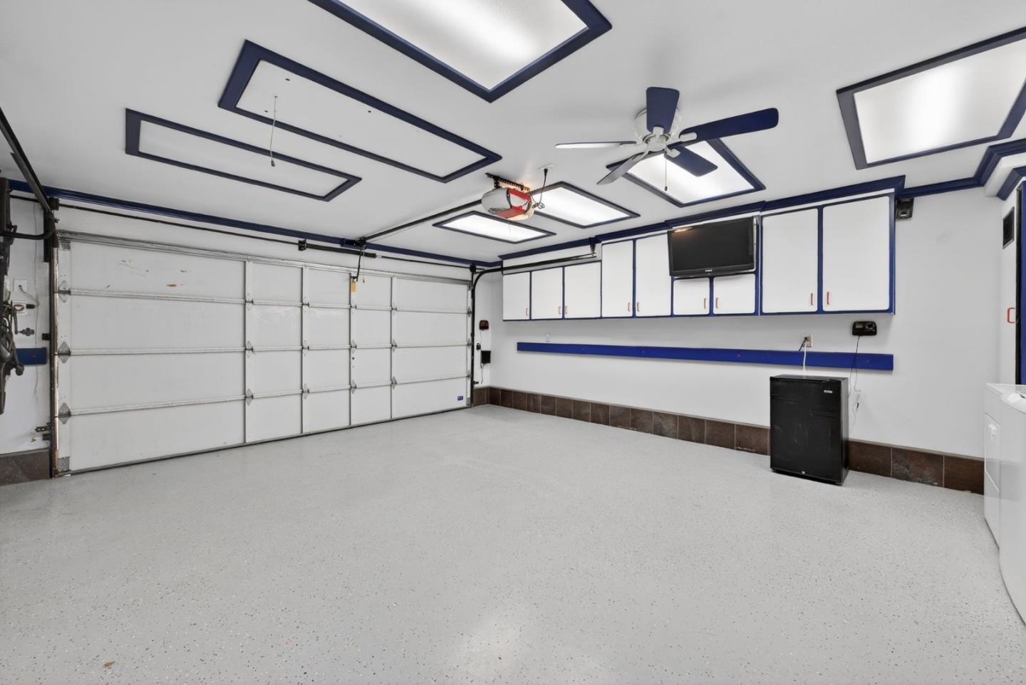 3950 Meridian Avenue