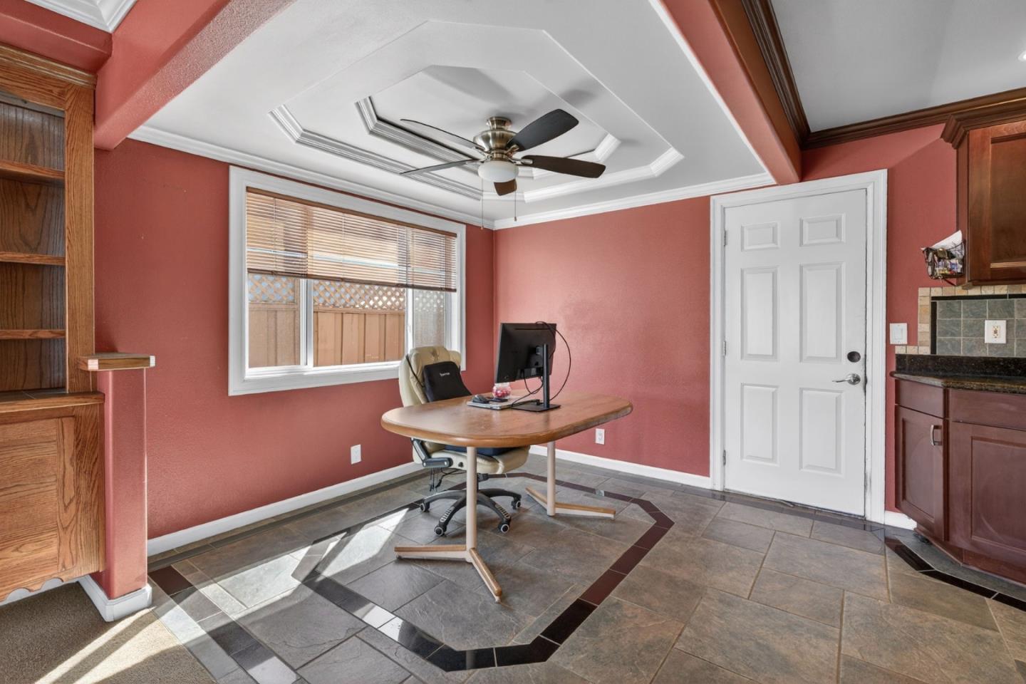 3950 Meridian Avenue