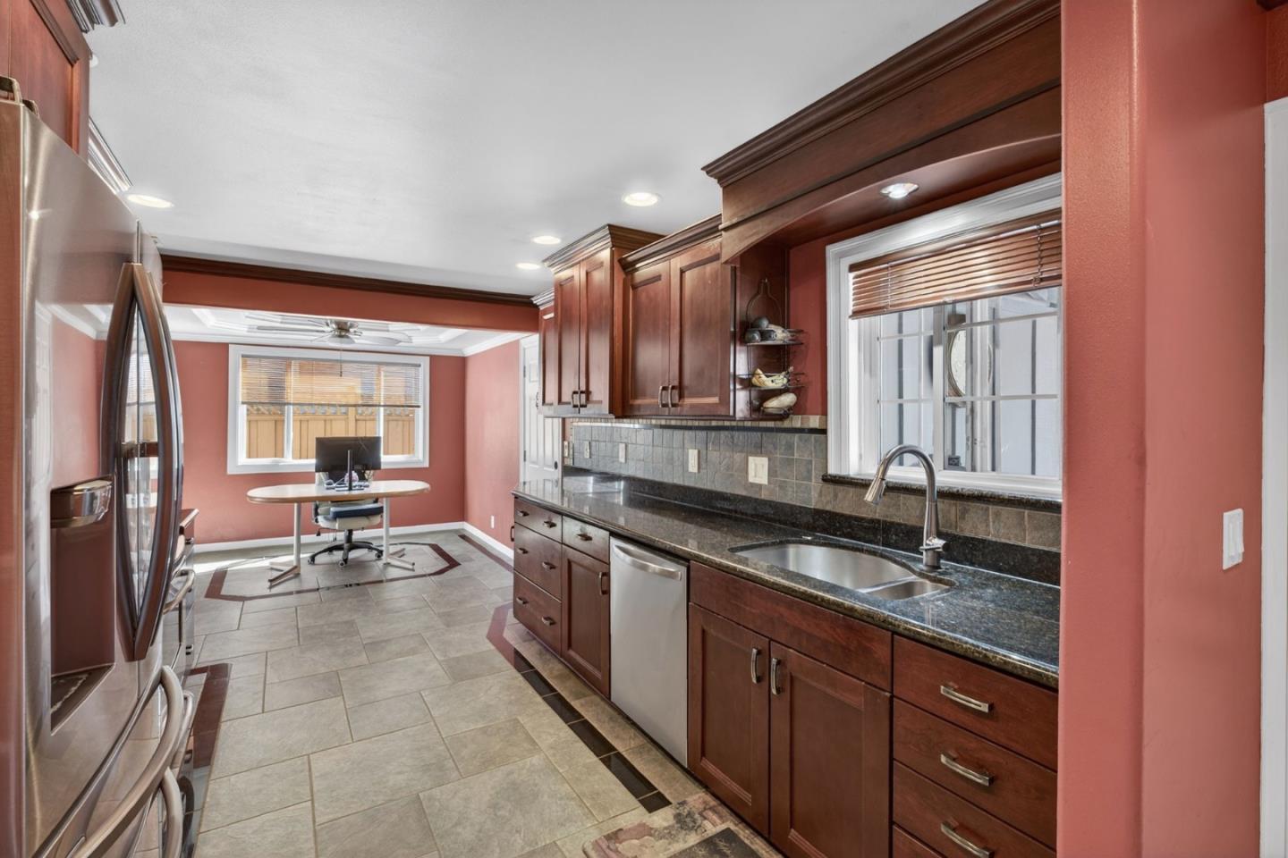 3950 Meridian Avenue