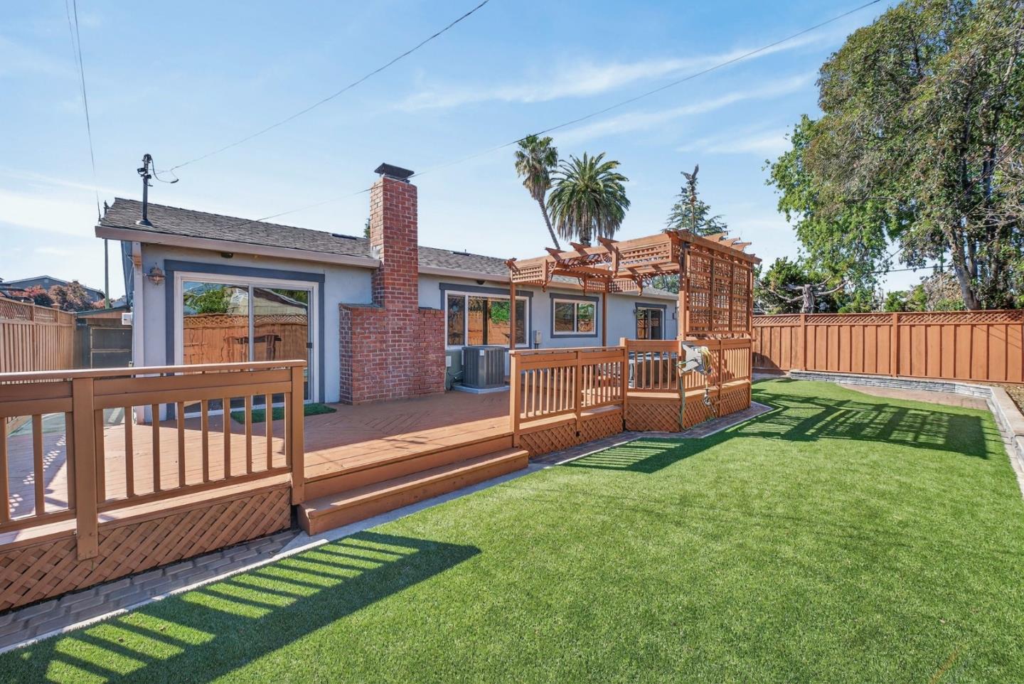 3950 Meridian Avenue