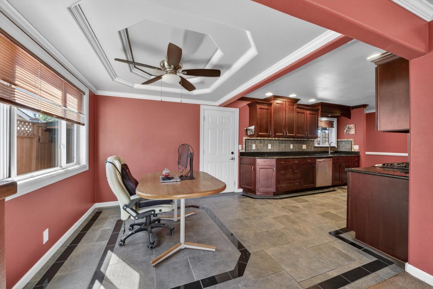 3950 Meridian Avenue