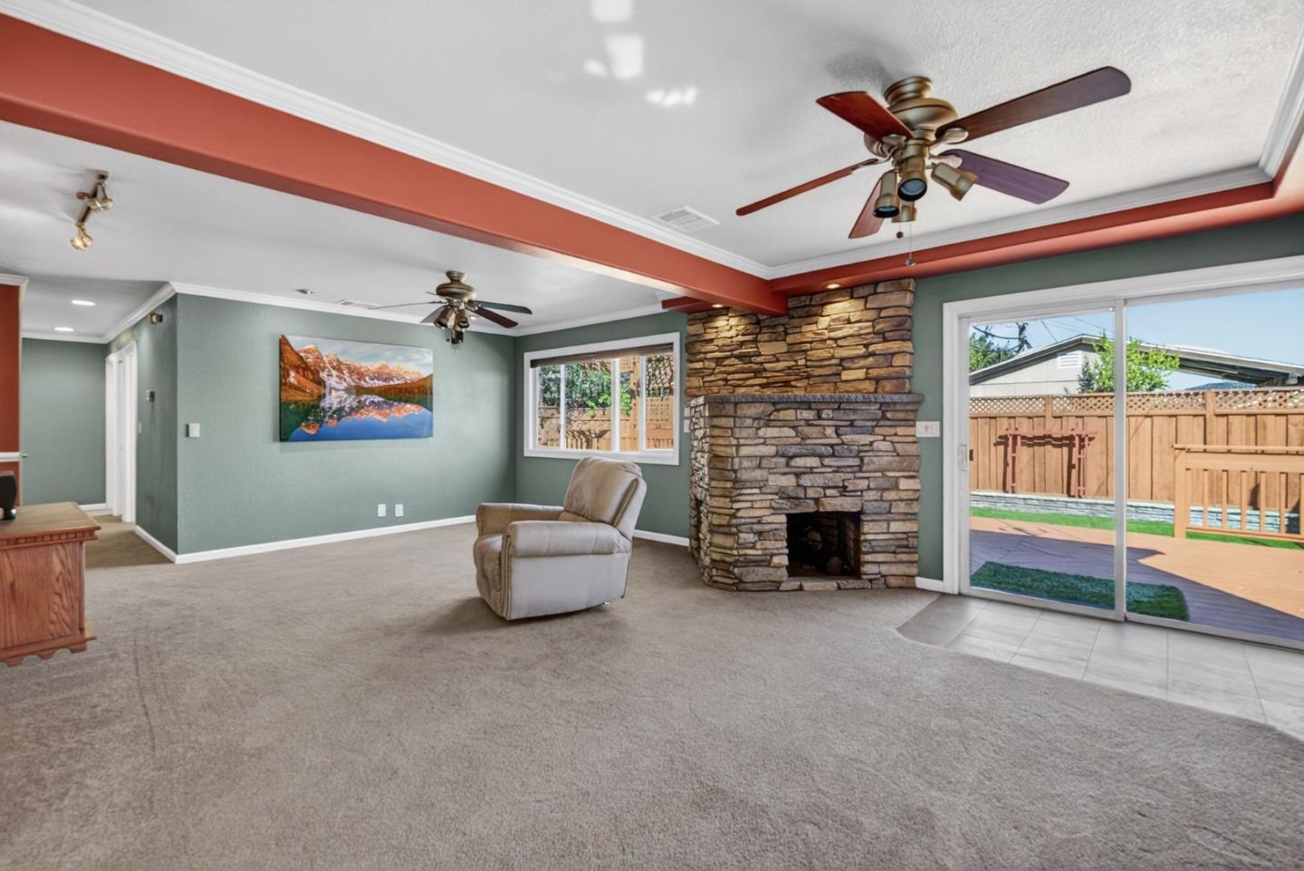 3950 Meridian Avenue