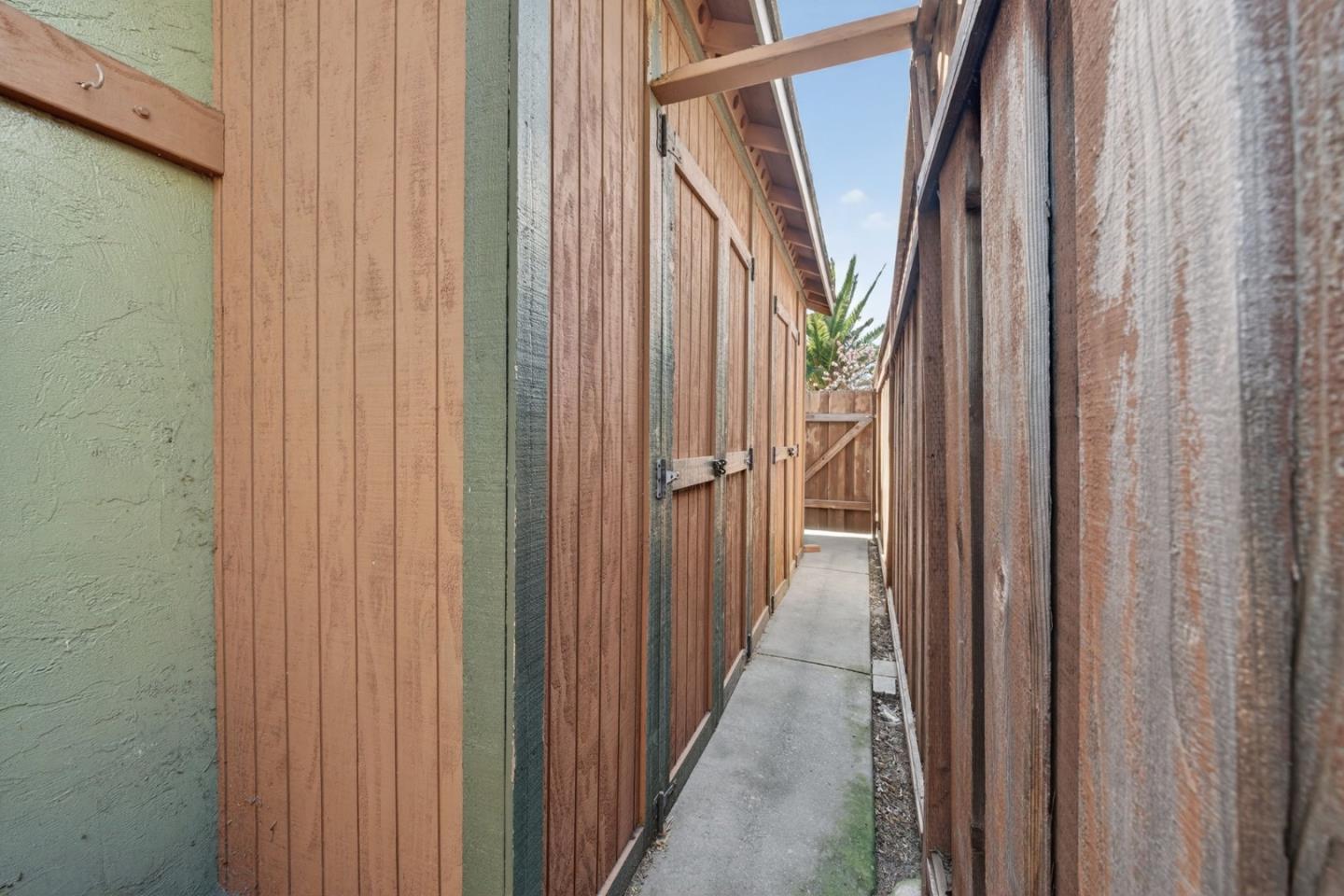 3950 Meridian Avenue