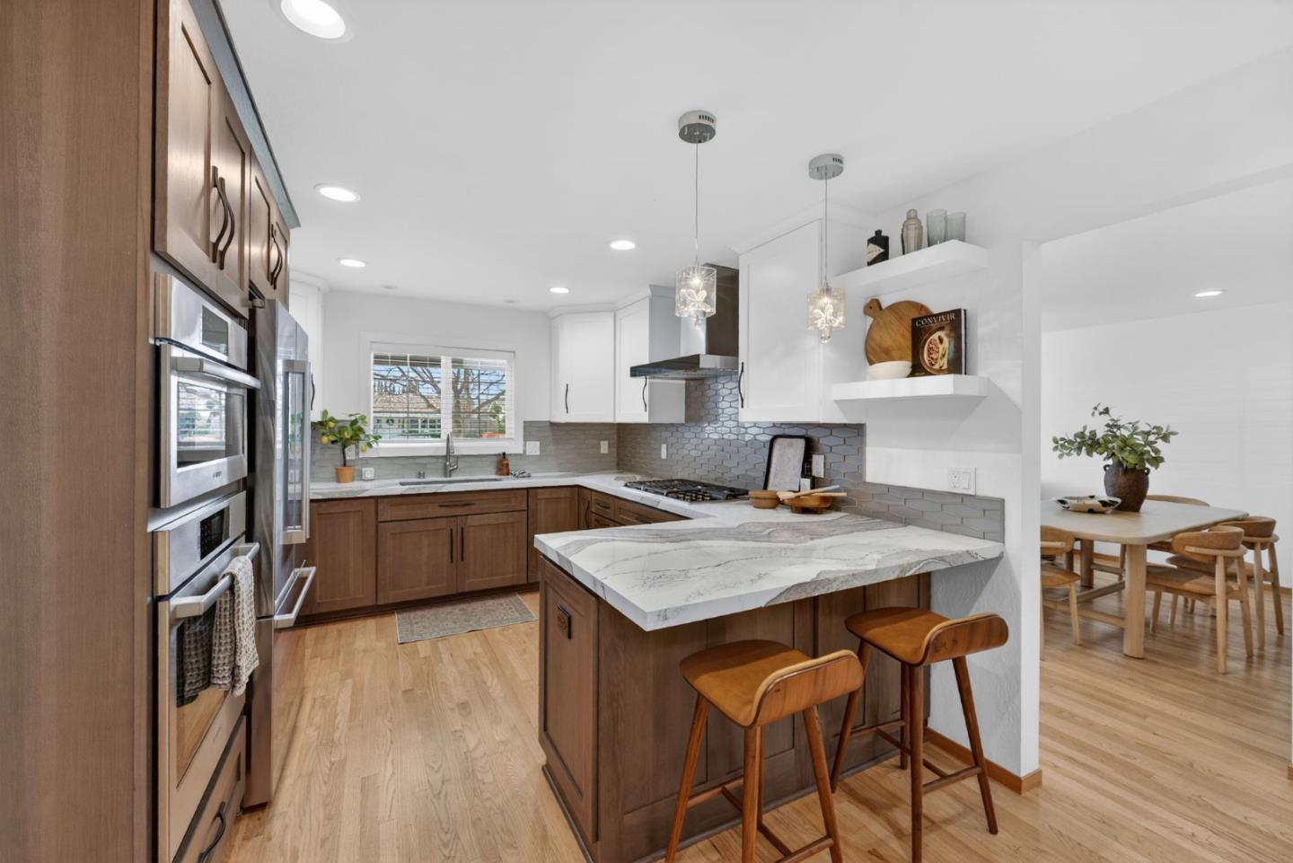 4012 Laurelglen Court